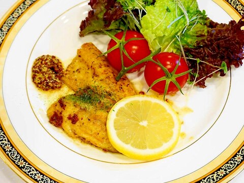 カレー風味が食欲をそそる！アジのカレームニエル